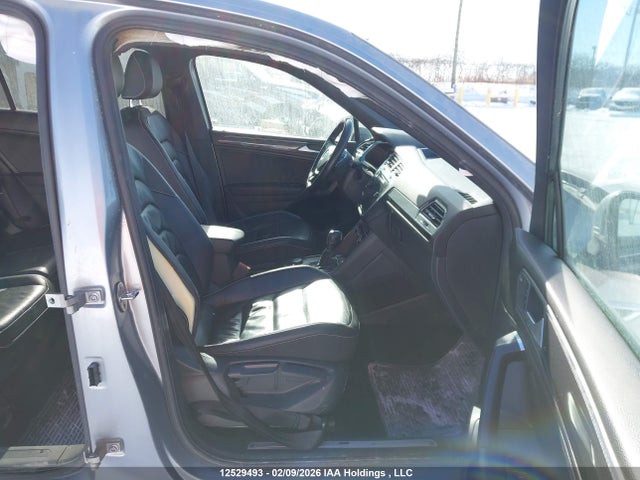 12529493 :رقم المزاد ، 3VV4B7AX3MM082780 vin ، 2021 Volkswagen Tiguan Sel Premium R-line مزاد بيع