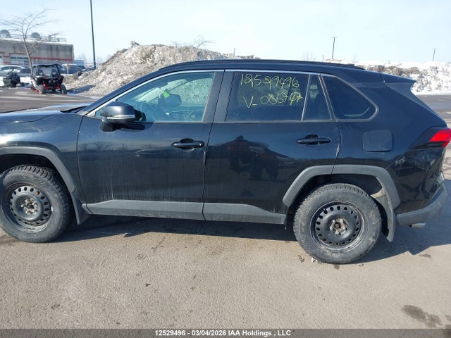 12529496 :رقم المزاد ، 2T3R1RFV4LW086747 vin ، 2020 Toyota Rav4 Xle/xle Premium مزاد بيع