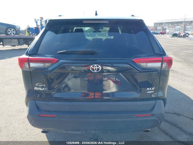 12529496 :رقم المزاد ، 2T3R1RFV4LW086747 vin ، 2020 Toyota Rav4 Xle/xle Premium مزاد بيع