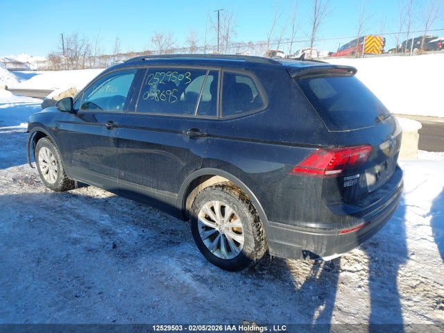 3VV0B7AXXJM058695 Volkswagen TIGUAN S
