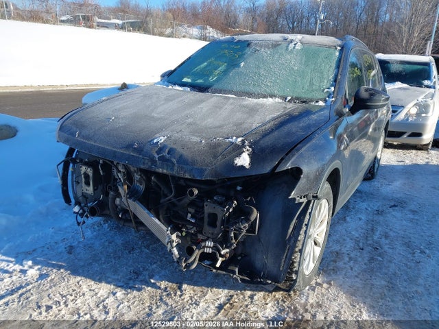 3VV0B7AXXJM058695 Volkswagen TIGUAN S