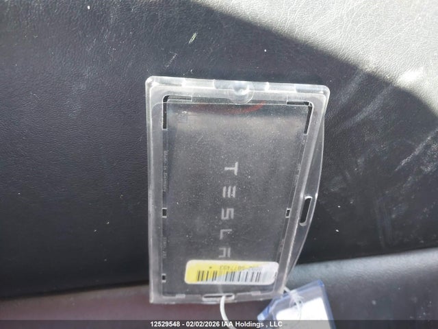 7SAYGDEE0NF484094 Tesla Model Y