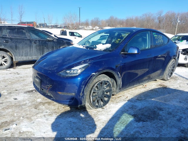 7SAYGDEE0NF484094 Tesla Model Y