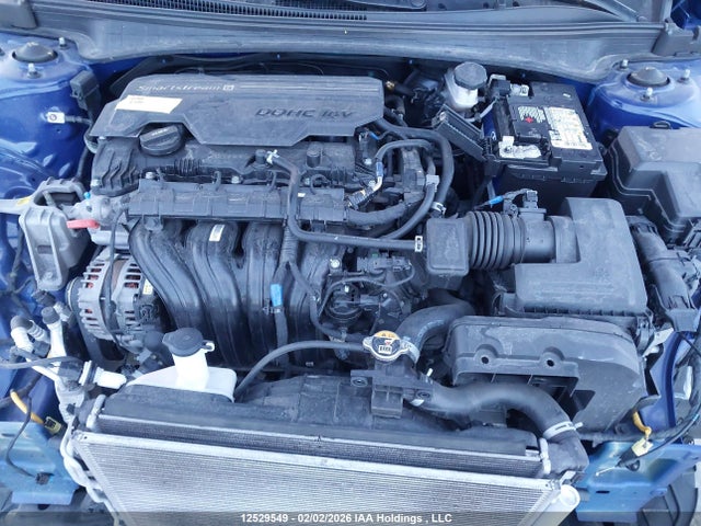 KMHLM4AG2MU100695 Hyundai ELANTRA SEL