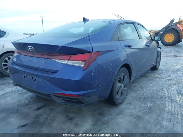 KMHLM4AG2MU100695 Hyundai ELANTRA SEL