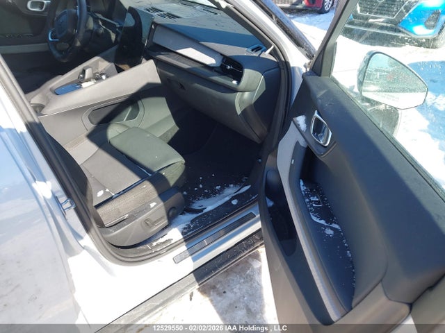YSMEG3KAXPL152101 Polestar 2