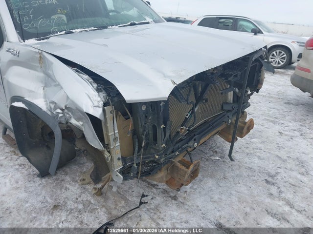 3GTU2UEC4FG152082 GMC Sierra 1500 Sle