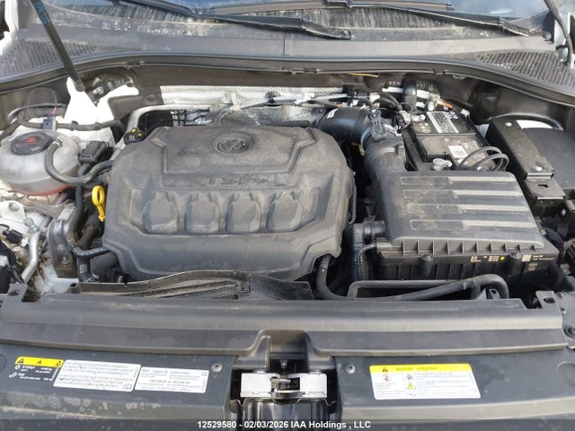 3VV4B7AX0NM135551 Volkswagen Tiguan Highline R-line