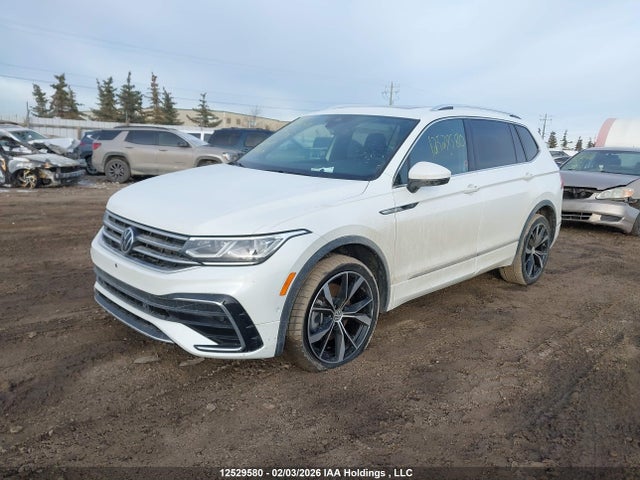 3VV4B7AX0NM135551 Volkswagen Tiguan Highline R-line