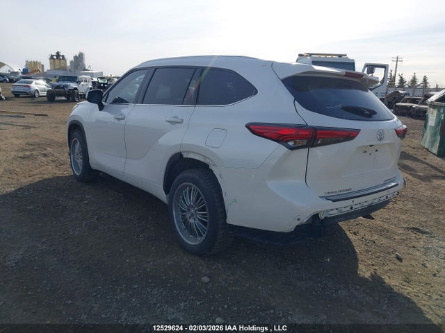 12529624 :رقم المزاد ، 5TDDZRBHXMS084247 vin ، 2021 Toyota Highlander Limited مزاد بيع
