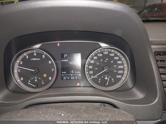 Продажа на аукционе авто 2017 Hyundai Elantra, vin: 5NPD74LF7HH044824, номер лота: 12529629