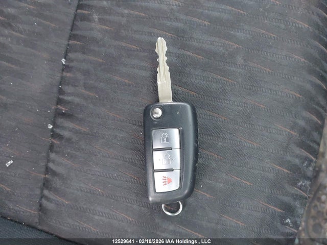 5N1AT2MV2HC821135 Nissan Rogue