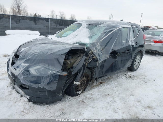 5N1AT2MV2HC821135 Nissan Rogue