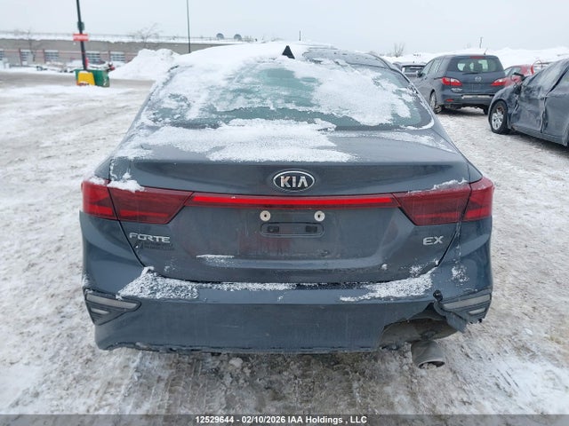 3KPF54AD7ME336374 KIA Forte