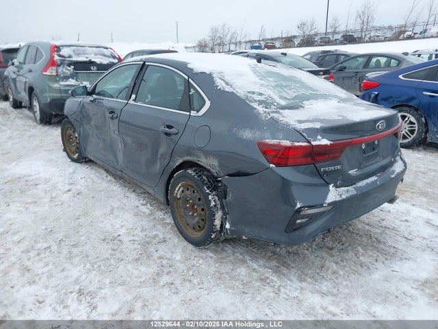 3KPF54AD7ME336374 KIA Forte
