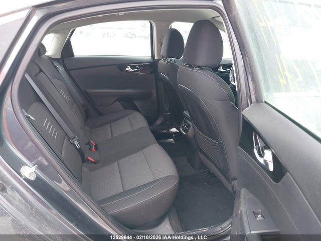 3KPF54AD7ME336374 KIA Forte
