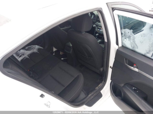 KMHD84LF7HU108536 Hyundai Elantra Gls