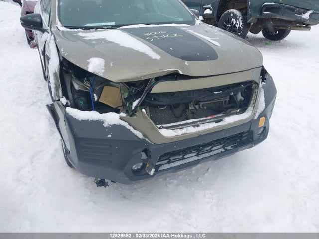 4S4BTHTDXN3274904 Subaru Outback Wilderness
