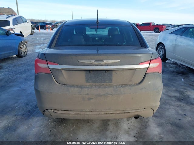 Продаж на аукціоні авто 2014 Chrysler 200 Lx, vin: 1C3CCBAB1EN229723, номер лоту: 12529688
