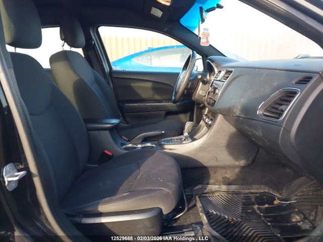 Продаж на аукціоні авто 2014 Chrysler 200 Lx, vin: 1C3CCBAB1EN229723, номер лоту: 12529688