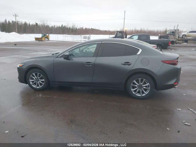 JM1BPBCL3M1303005 Mazda Mazda3 Gs