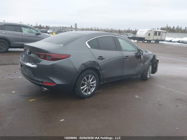 JM1BPBCL3M1303005 Mazda Mazda3 Gs
