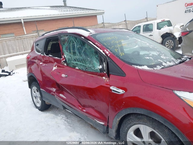 1FMCU9G94FUC30308 Ford ESCAPE SE