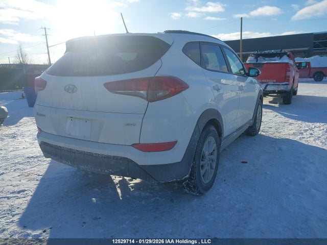 KM8J3CA49HU492395 Hyundai Tucson