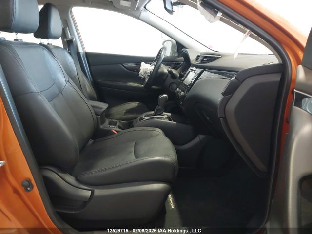 JN1BJ1CR5HW122421 Nissan QASHQAI