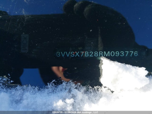 3VVSX7B28RM093776 Volkswagen TAOS SE