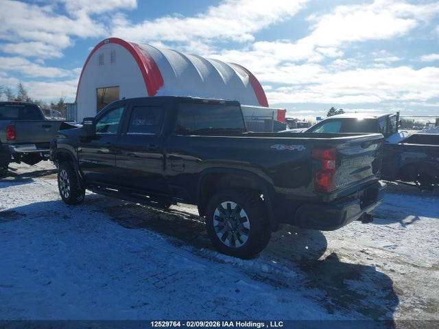 2GC4YMEY4N1210175 Chevrolet Silverado 2500hd Custom
