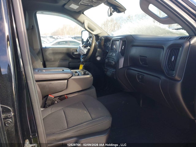 2GC4YMEY4N1210175 Chevrolet Silverado 2500hd Custom