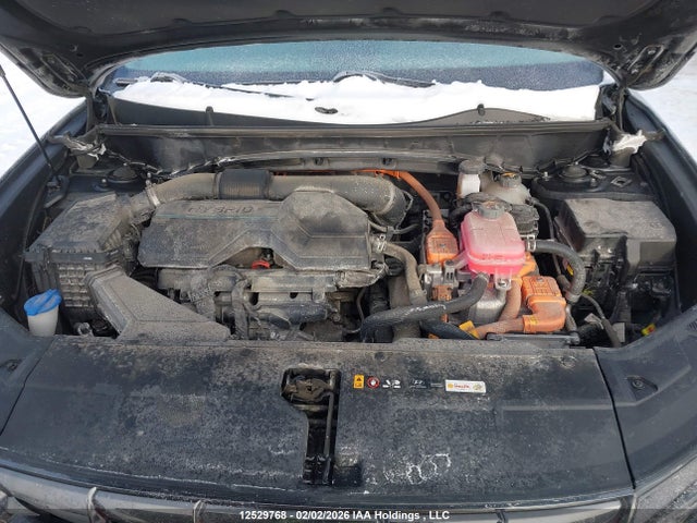 KM8JCCA13NU011929 Hyundai Tucson Luxury