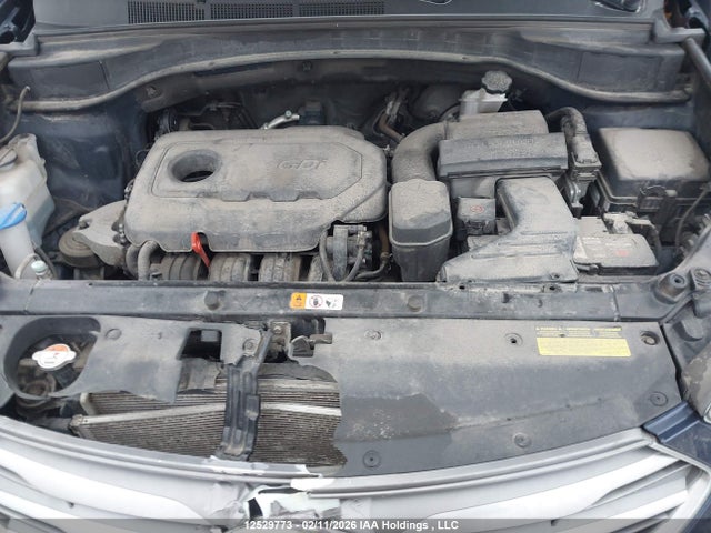 5XYZUDLB0HG483155 Hyundai Santa Fe Sport 2.4 Luxury