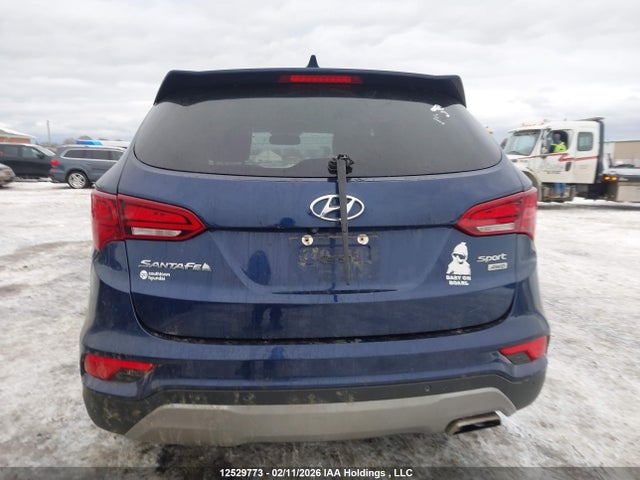 5XYZUDLB0HG483155 Hyundai Santa Fe Sport 2.4 Luxury