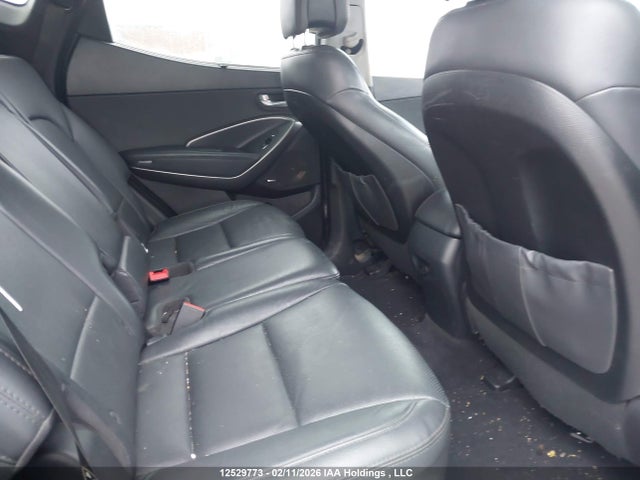 5XYZUDLB0HG483155 Hyundai Santa Fe Sport 2.4 Luxury