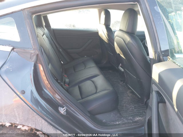 5YJ3E1EB9KF414879 Tesla MODEL 3