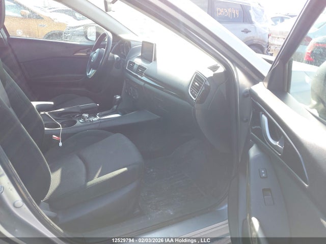 3MZBM1L71FM201646 Mazda 3 TOURING