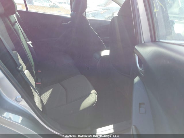 3MZBM1L71FM201646 Mazda 3 TOURING