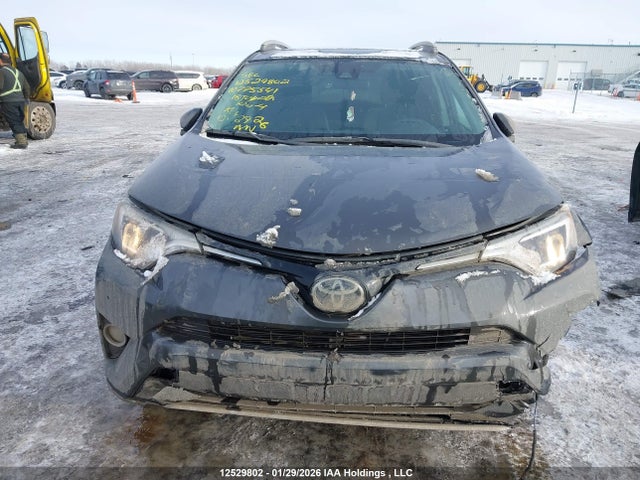 Aukcja sprzedaży 2018 Toyota Rav4 Xle, vin: 2T3RFREV0JW775541, numer aukcji: 12529802