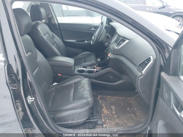 KM8J3CA24HU268420 Hyundai Tucson Limited/sport And Eco/se