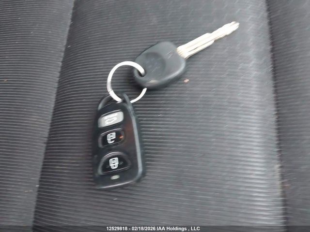KMHD84LF1HU155657 Hyundai ELANTRA GL