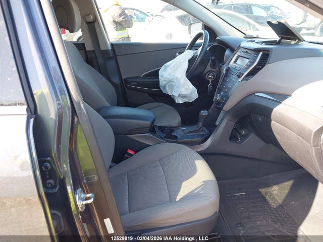 5XYZT3LB0GG347586 Hyundai Santa Fe