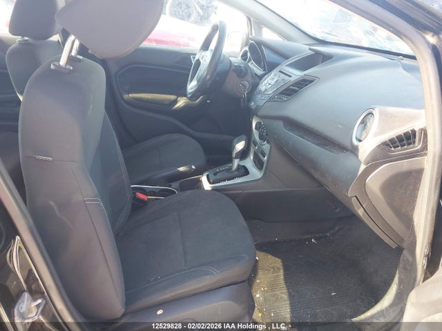 3FADP4BJ9FM197580 Ford FIESTA SE
