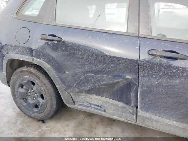 1C4PJLAB6EW159347 Jeep Cherokee Sport