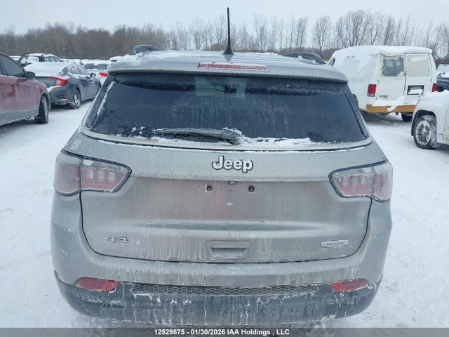 Jeep Compass North 2018 3C4NJDBB0JT412609 Image 16