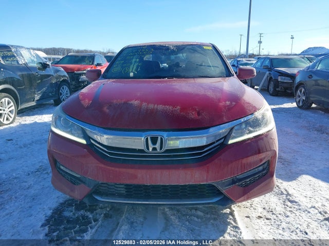 12529883 :رقم المزاد ، 1HGCR2F51HA801559 vin ، 2017 Honda Accord مزاد بيع