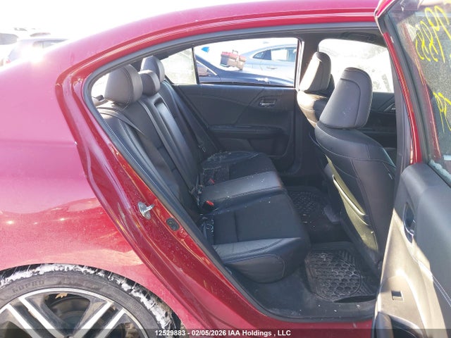 12529883 :رقم المزاد ، 1HGCR2F51HA801559 vin ، 2017 Honda Accord مزاد بيع
