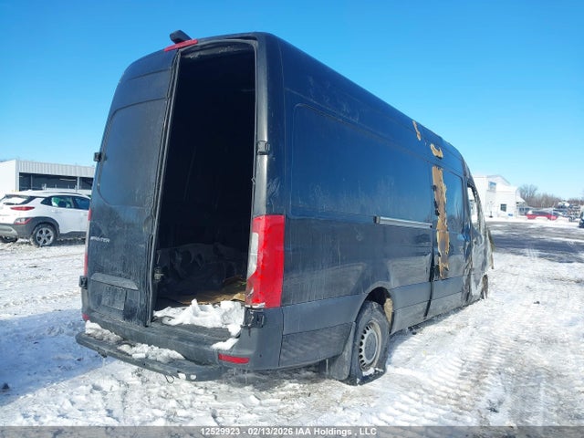 2024 Mercedes-benz Sprinter 2500 High Roof 4-cyl Diesel მანქანა იყიდება აუქციონზე, vin: W1Y4KCHY1RP645506, აუქციონის ნომერი: 12529923