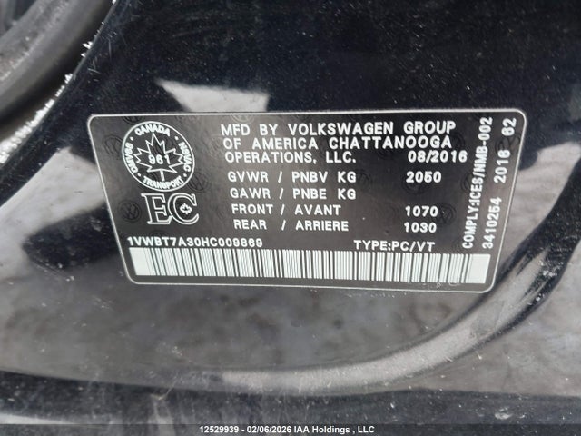12529939 :رقم المزاد ، 1VWBT7A30HC009869 vin ، 2017 Volkswagen Passat 1.8 Tsi Comfortline مزاد بيع